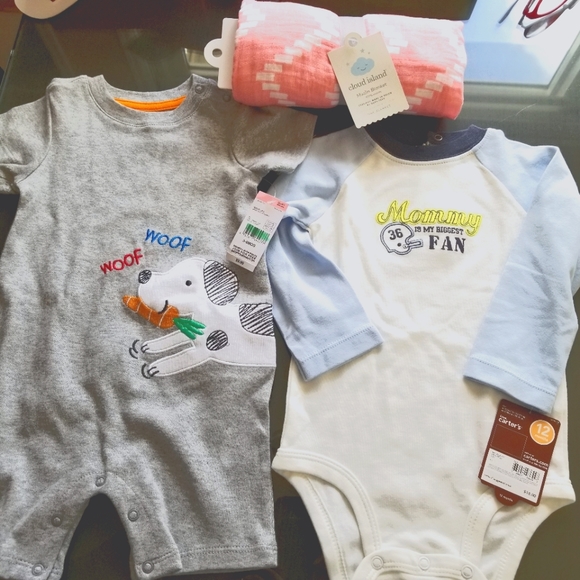 Baby Romper, Onesie & Blanket - Picture 1 of 6